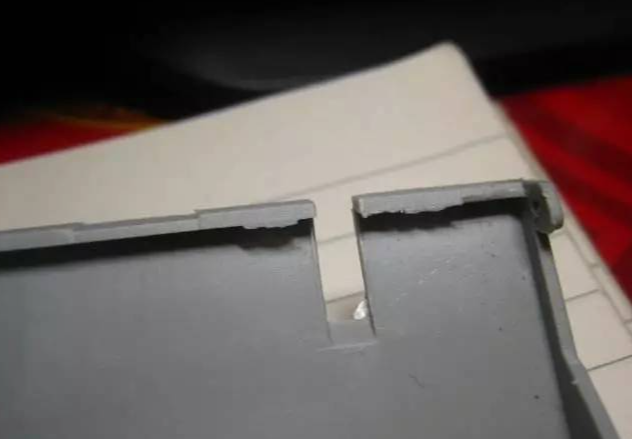 注塑模具首选鸿仁威尔