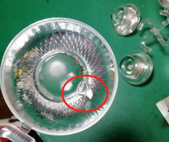 注塑模具首选鸿仁威尔